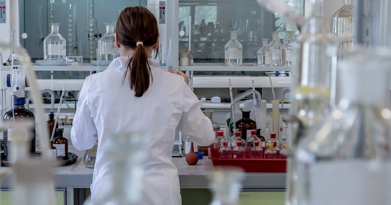Signalétique hospitalière en région nantaise : le guide pratique pour s’y retrouver